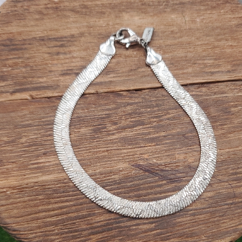 Revlon Elegant Silver Tone Bracelet B3008